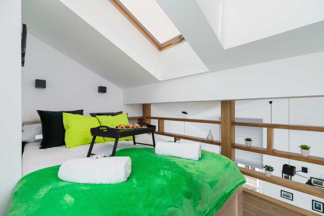 Modern Stachowicza Cracow By Renters Appartement *