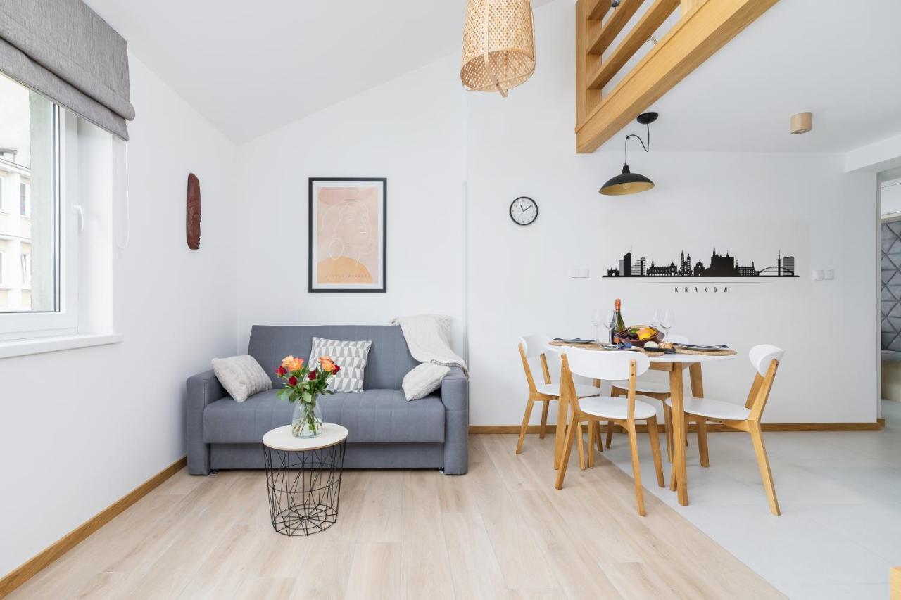 Modern Stachowicza Cracow By Renters Appartement *