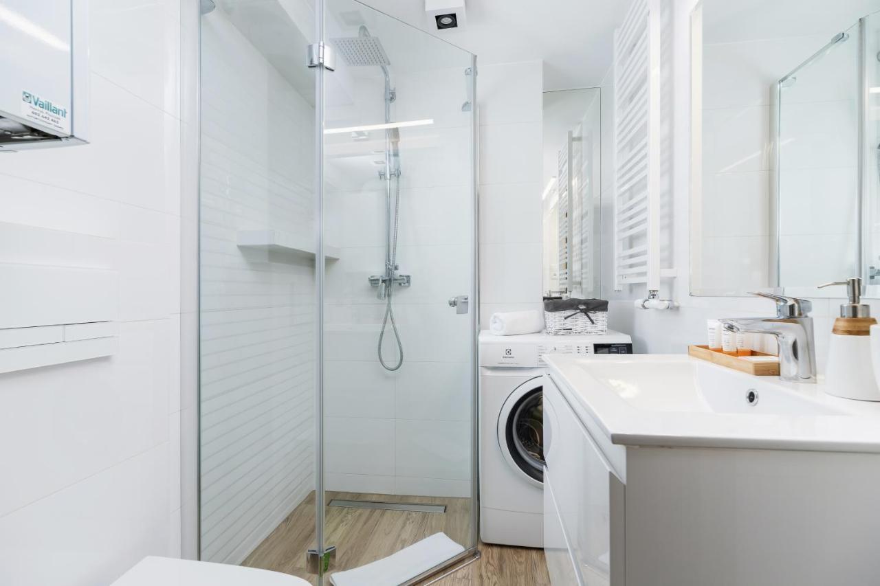 Appartement Modern Stachowicza Cracow By Renters